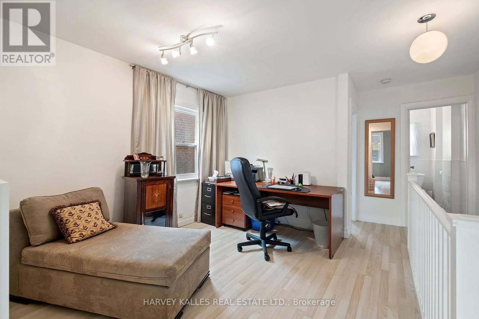 291 Arlington Avenue, Toronto, Ontario  M6C 2Z8 - Photo 12 - C12188427