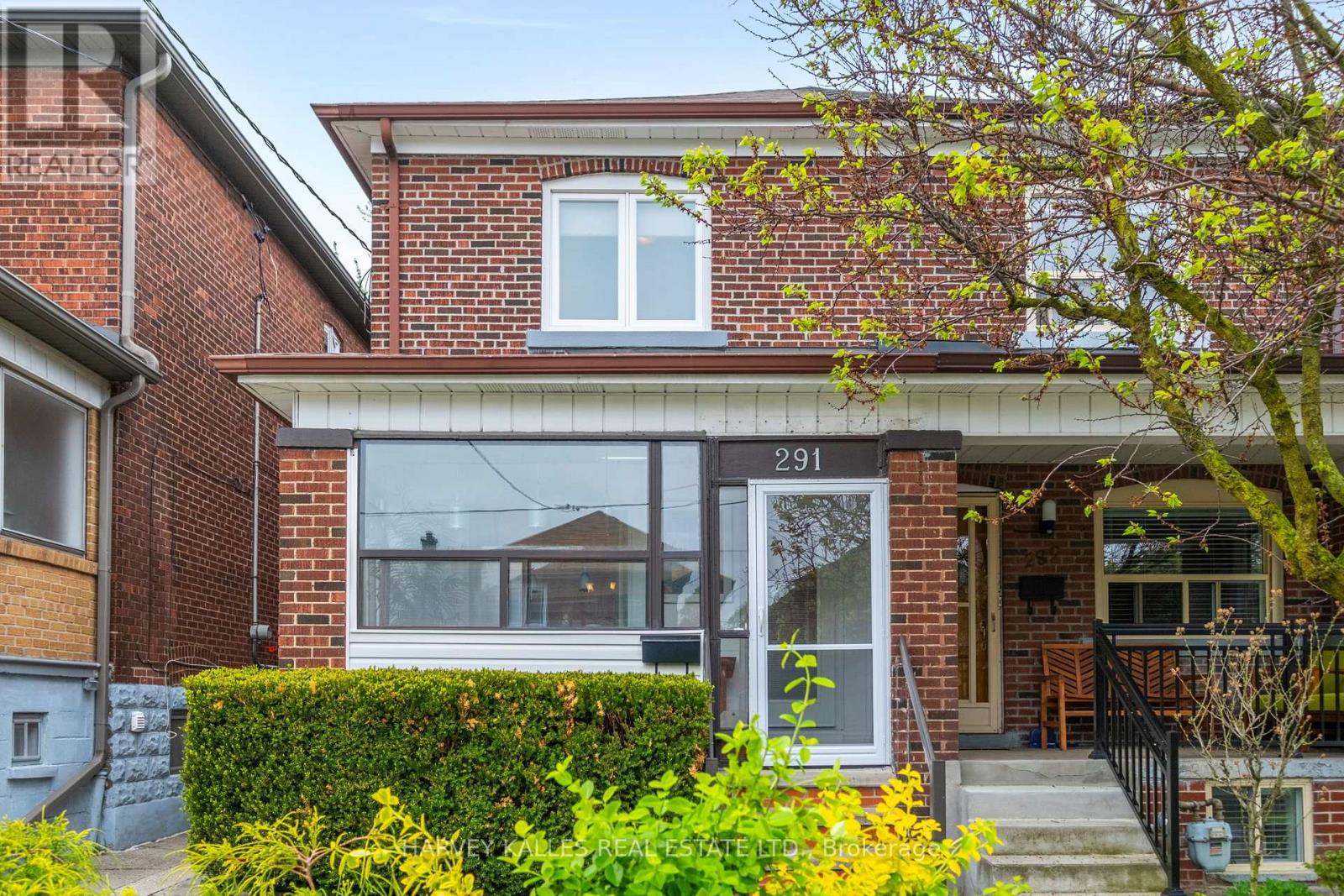 291 Arlington Avenue, Toronto, Ontario  M6C 2Z8 - Photo 2 - C12188427