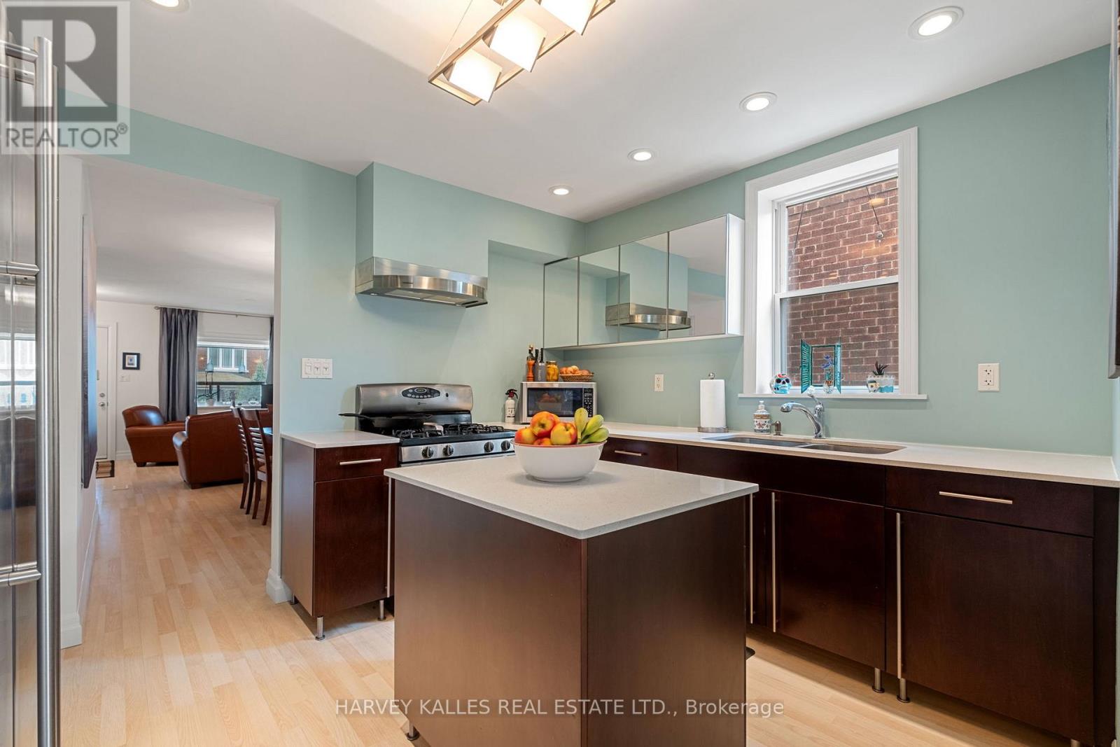291 Arlington Avenue, Toronto, Ontario  M6C 2Z8 - Photo 9 - C12188427