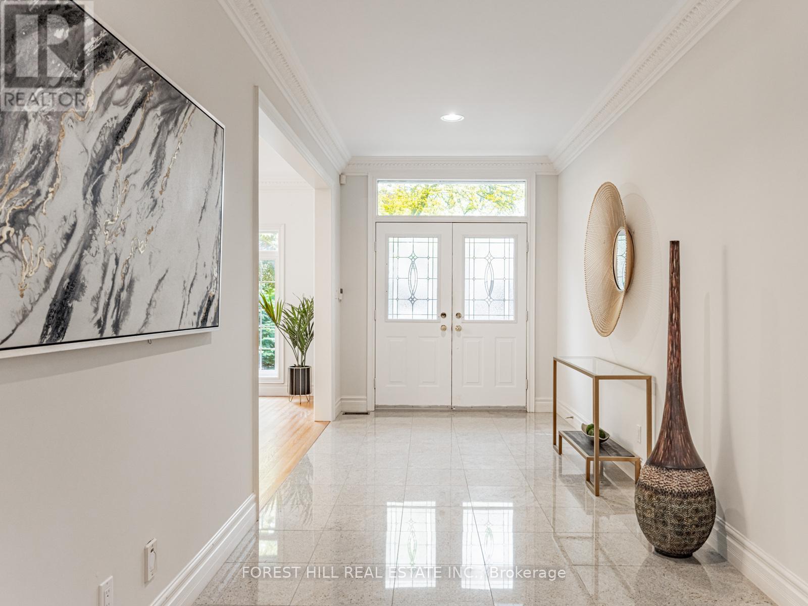211 Byng Avenue, Toronto, Ontario  M2N 4L2 - Photo 2 - C12188449