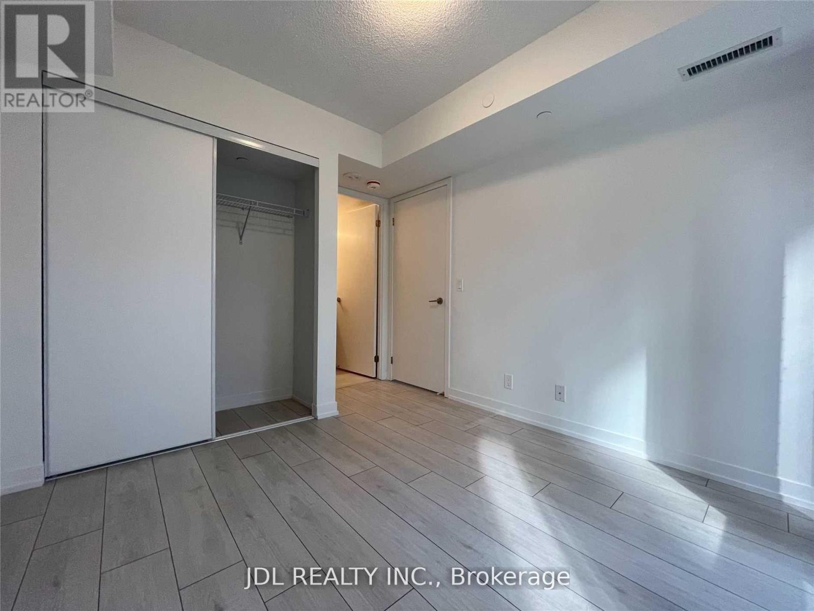 301 - 60 Shuter Street, Toronto, Ontario  M5B 0B7 - Photo 11 - C12188555