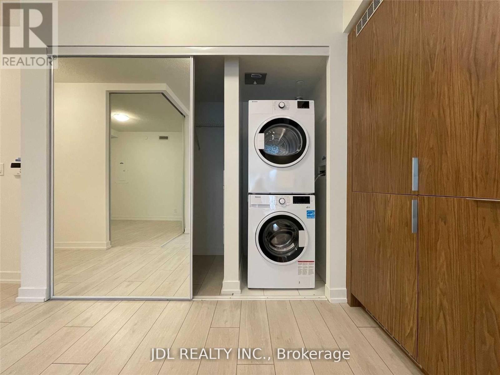 301 - 60 Shuter Street, Toronto, Ontario  M5B 0B7 - Photo 15 - C12188555