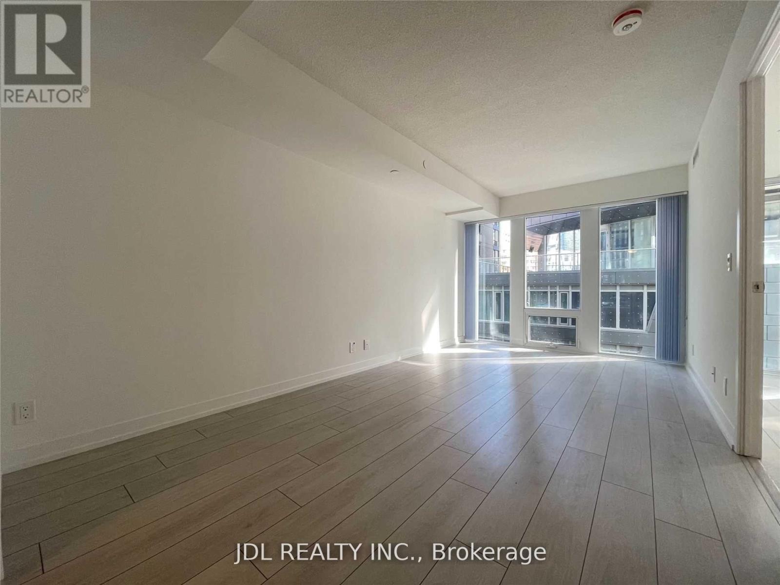 301 - 60 Shuter Street, Toronto, Ontario  M5B 0B7 - Photo 8 - C12188555