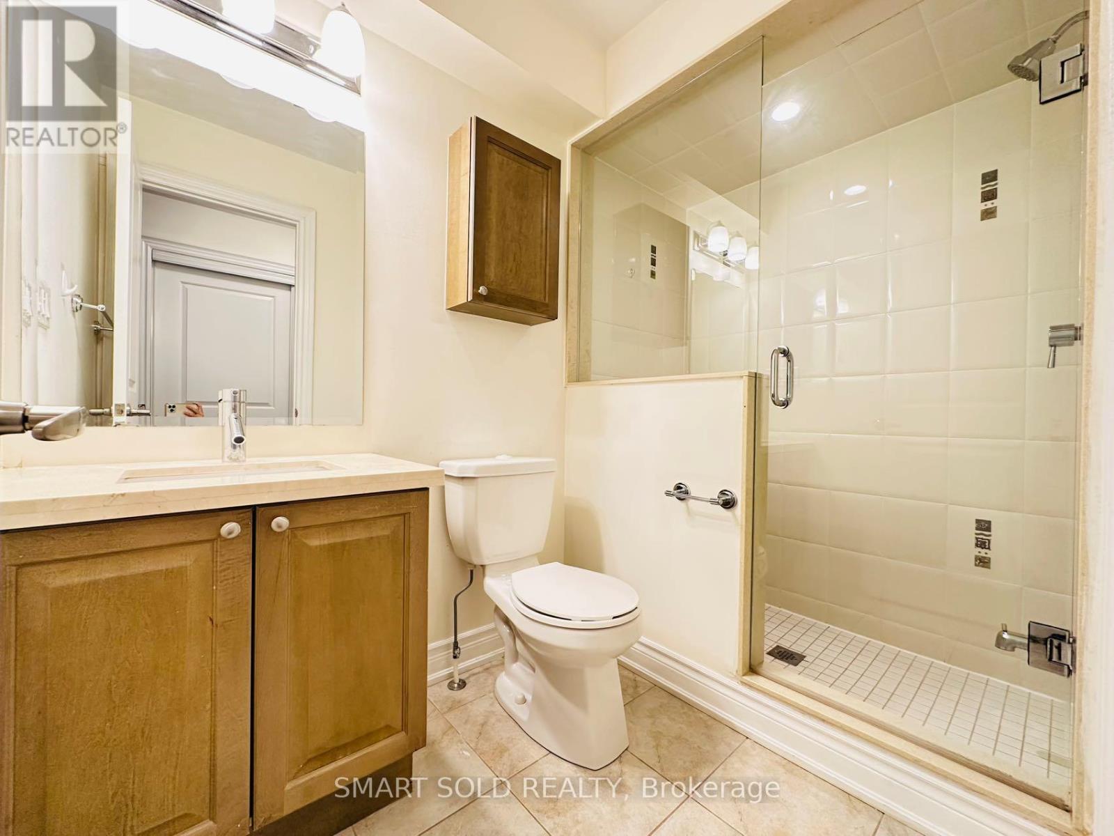 3 - 10 Hargrave Lane, Toronto, Ontario  M4N 0A4 - Photo 15 - C12188570