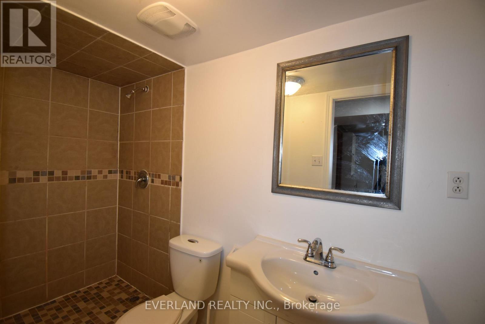 23 Brilliant Court, Toronto, Ontario  M1V 0A8 - Photo 18 - E12188474
