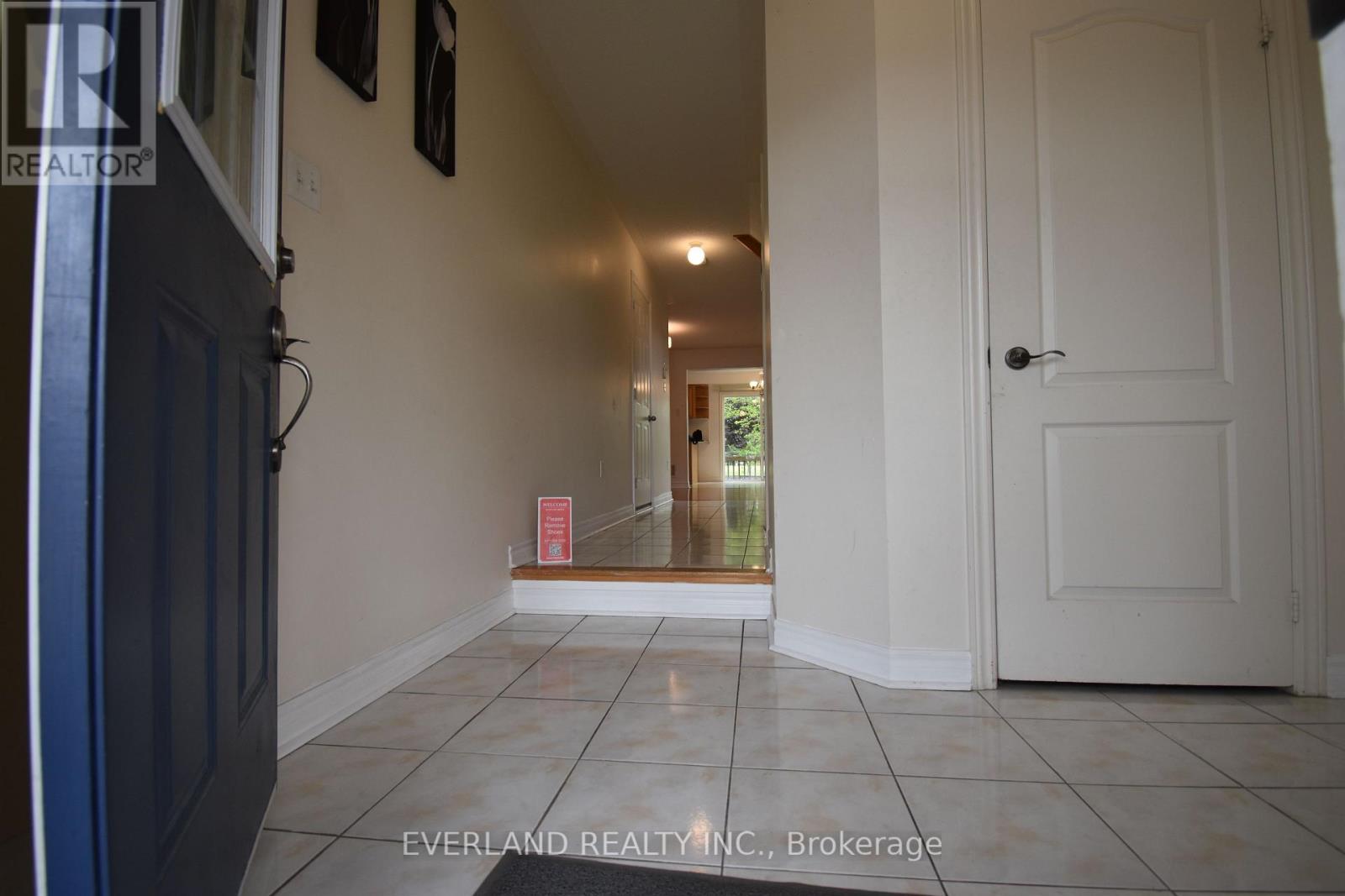 23 Brilliant Court, Toronto, Ontario  M1V 0A8 - Photo 2 - E12188474