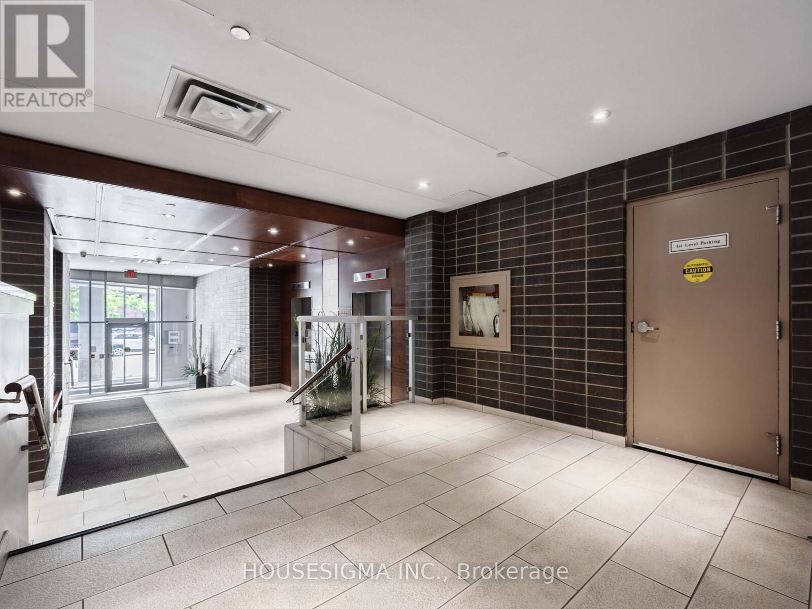 Property at 313 - 44 BOND STREET W image 3
