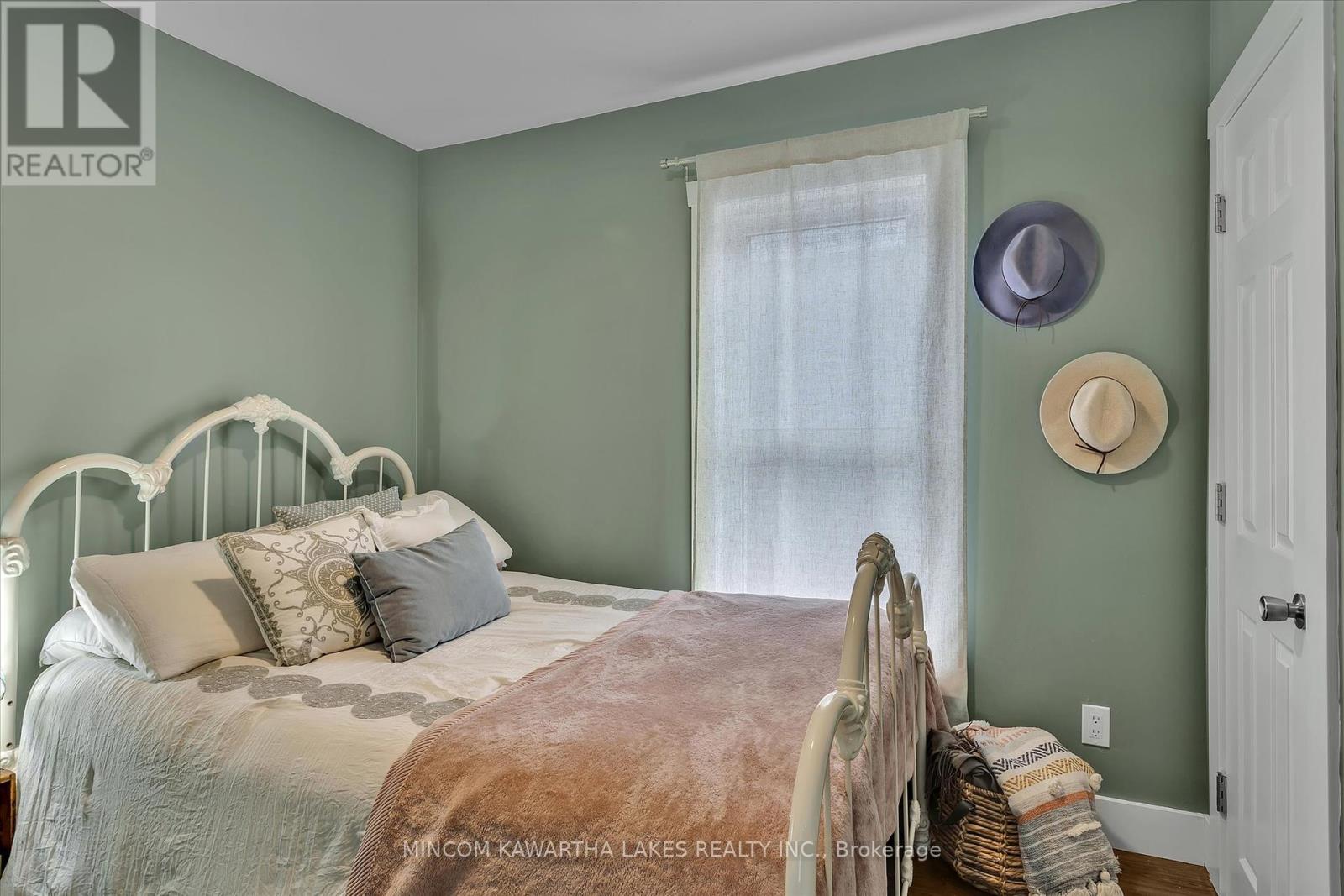 660 Romaine Street, Peterborough Central, Ontario K9J 2E4 - Photo 21 - X12081396