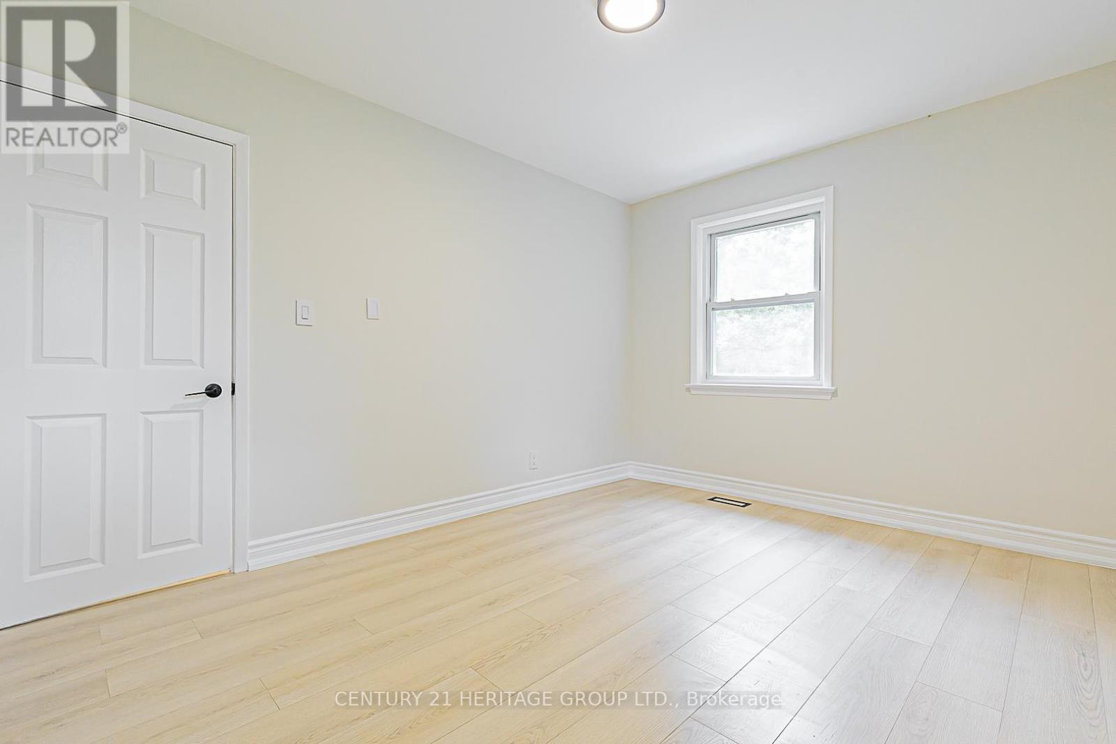 893 Srigley Street, Newmarket, Ontario  L3Y 1Y2 - Photo 11 - N12188367