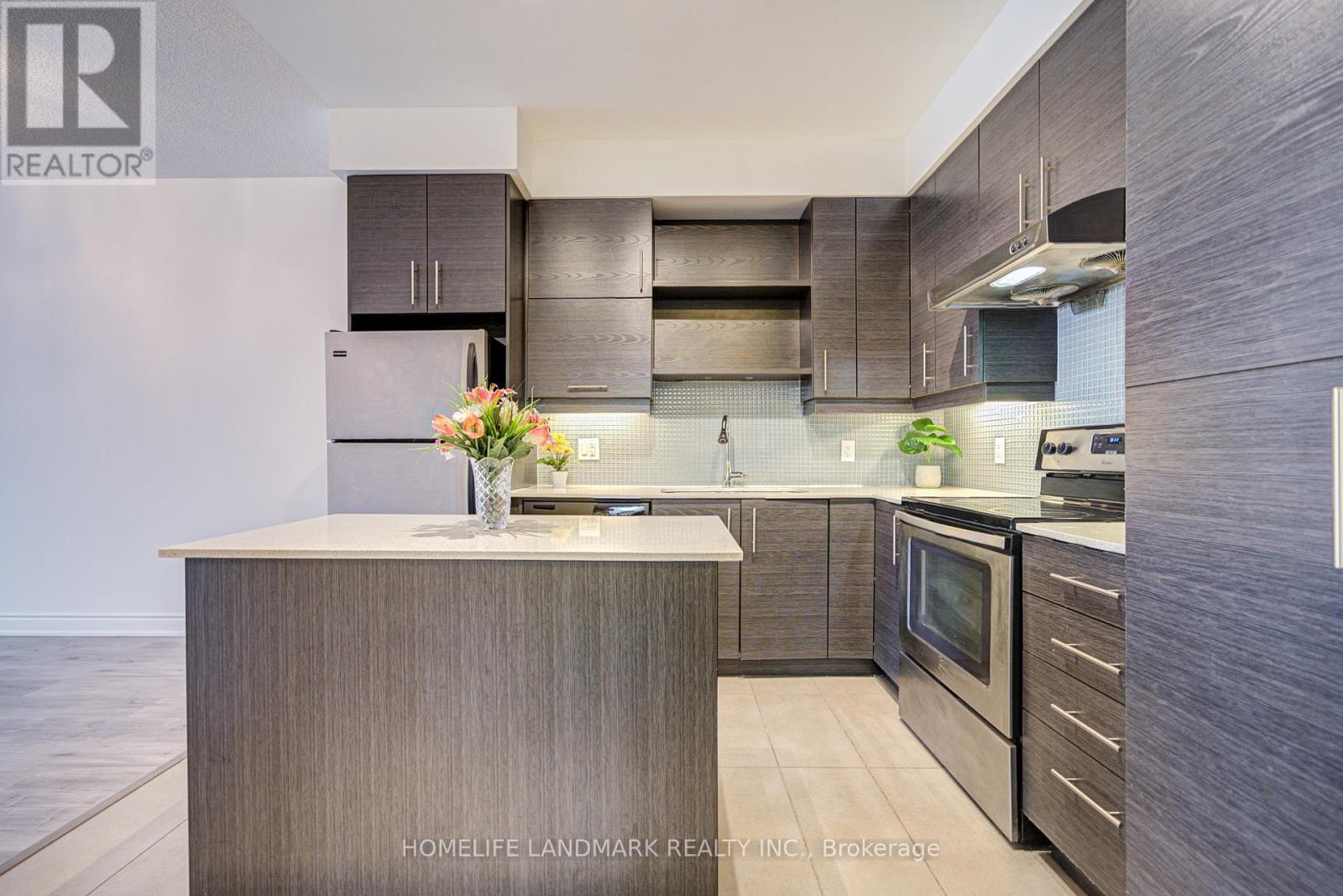 1208 - 325 South Park Road, Markham, Ontario  L3T 0B8 - Photo 14 - N12188520