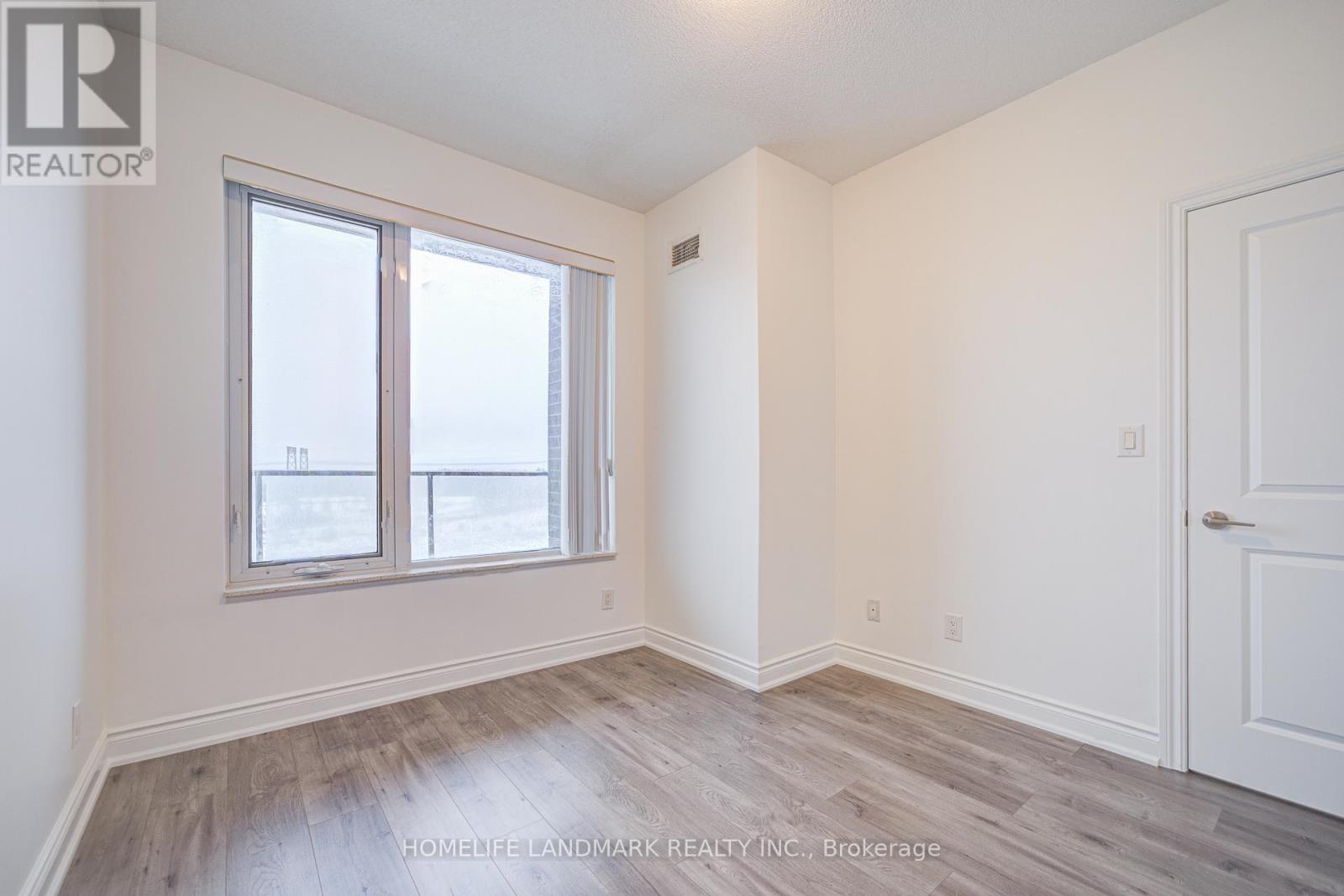1208 - 325 South Park Road, Markham, Ontario  L3T 0B8 - Photo 26 - N12188520