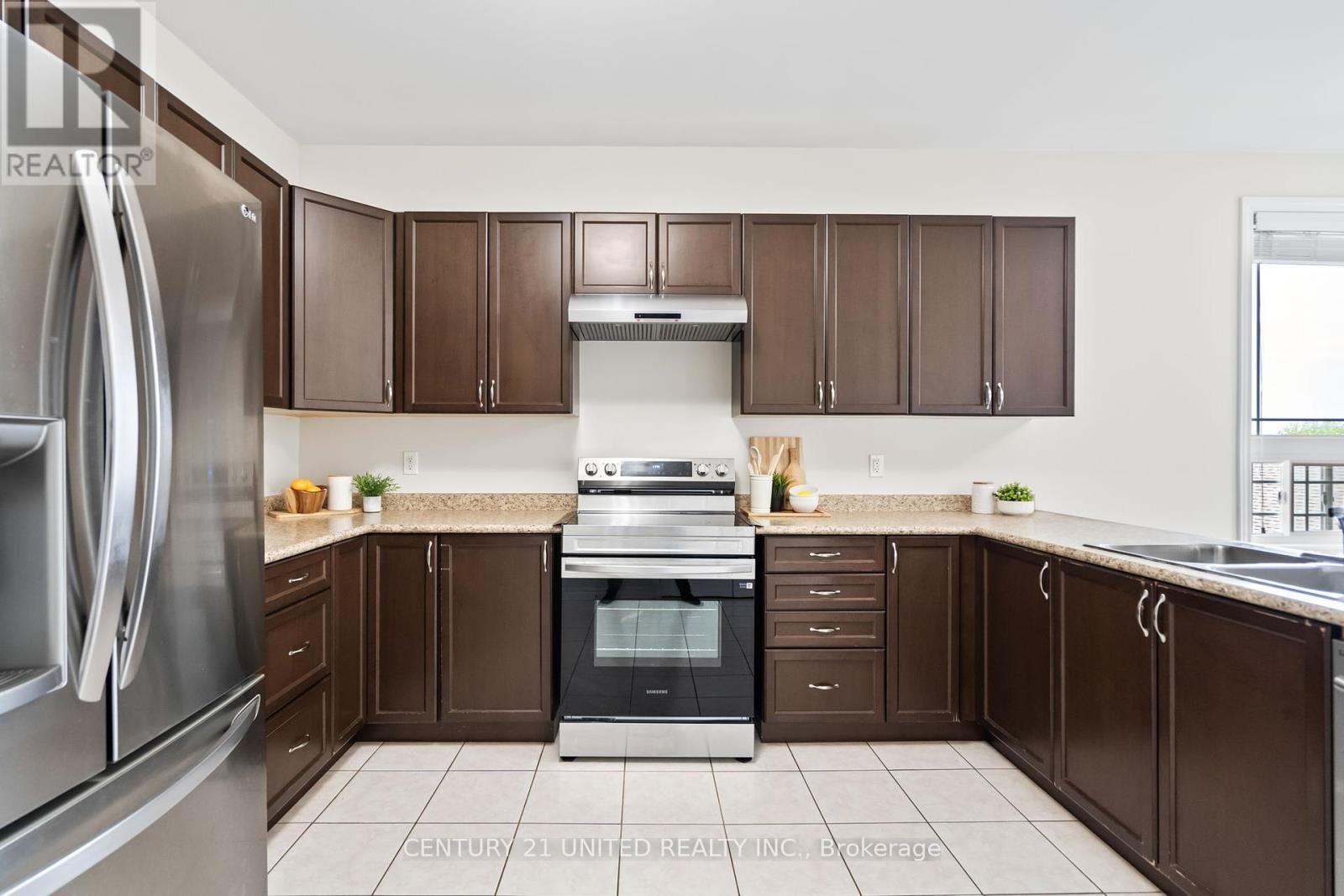 2538 Denure Drive, Peterborough West, Ontario  K9K 2T1 - Photo 10 - X12188627