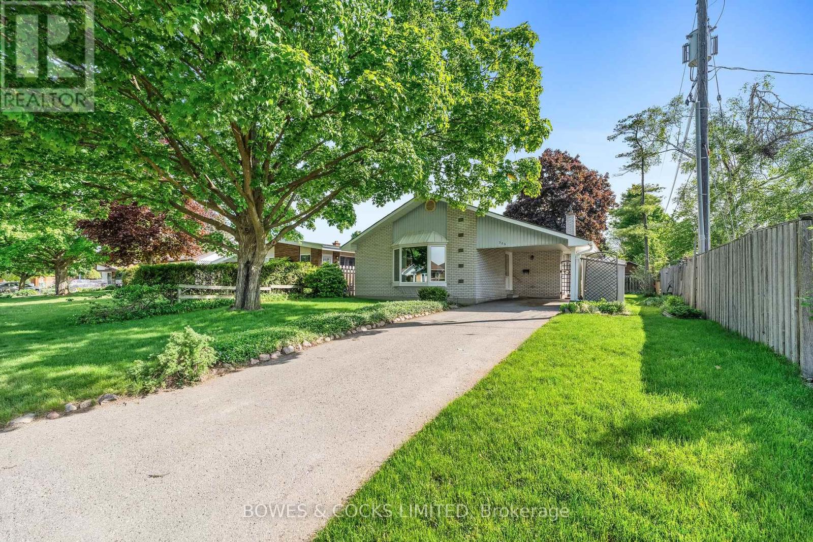 306 Lee Street, Peterborough North, Ontario  K9H 5P4 - Photo 3 - X12188663