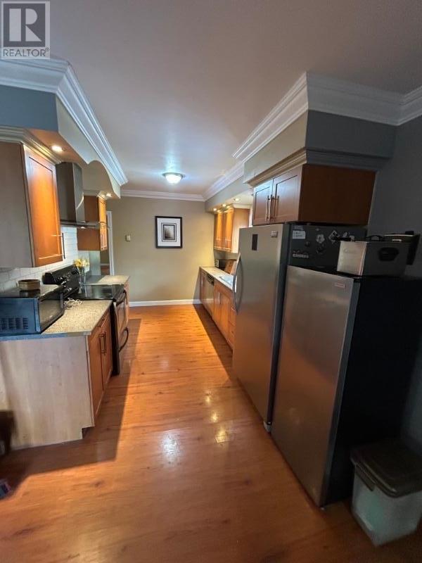 Property at 226 Amelia ST E image 3