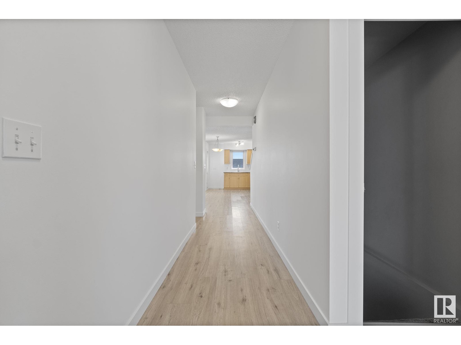 #29 171 Brintnell Bv Nw, Edmonton, Alberta  T5Y 0C6 - Photo 4 - E4439851