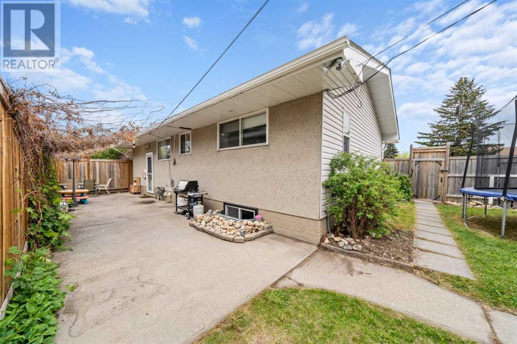 316 56 Avenue Ne, Calgary, Alberta  T2K 0L2 - Photo 27 - A2221727