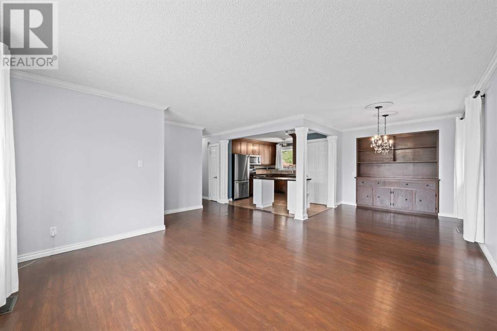 316 56 Avenue Ne, Calgary, Alberta  T2K 0L2 - Photo 2 - A2221727