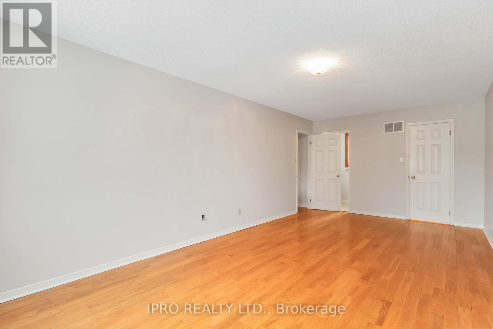 8 Belmont Court, Whitby, Ontario  L1N 7Z8 - Photo 24 - E12187822