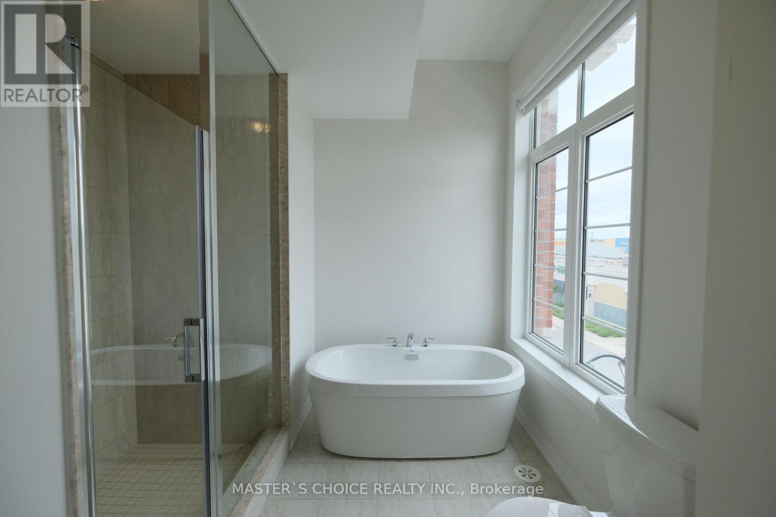 45 Sissons Way, Markham, Ontario  L6B 1R2 - Photo 5 - N12109135