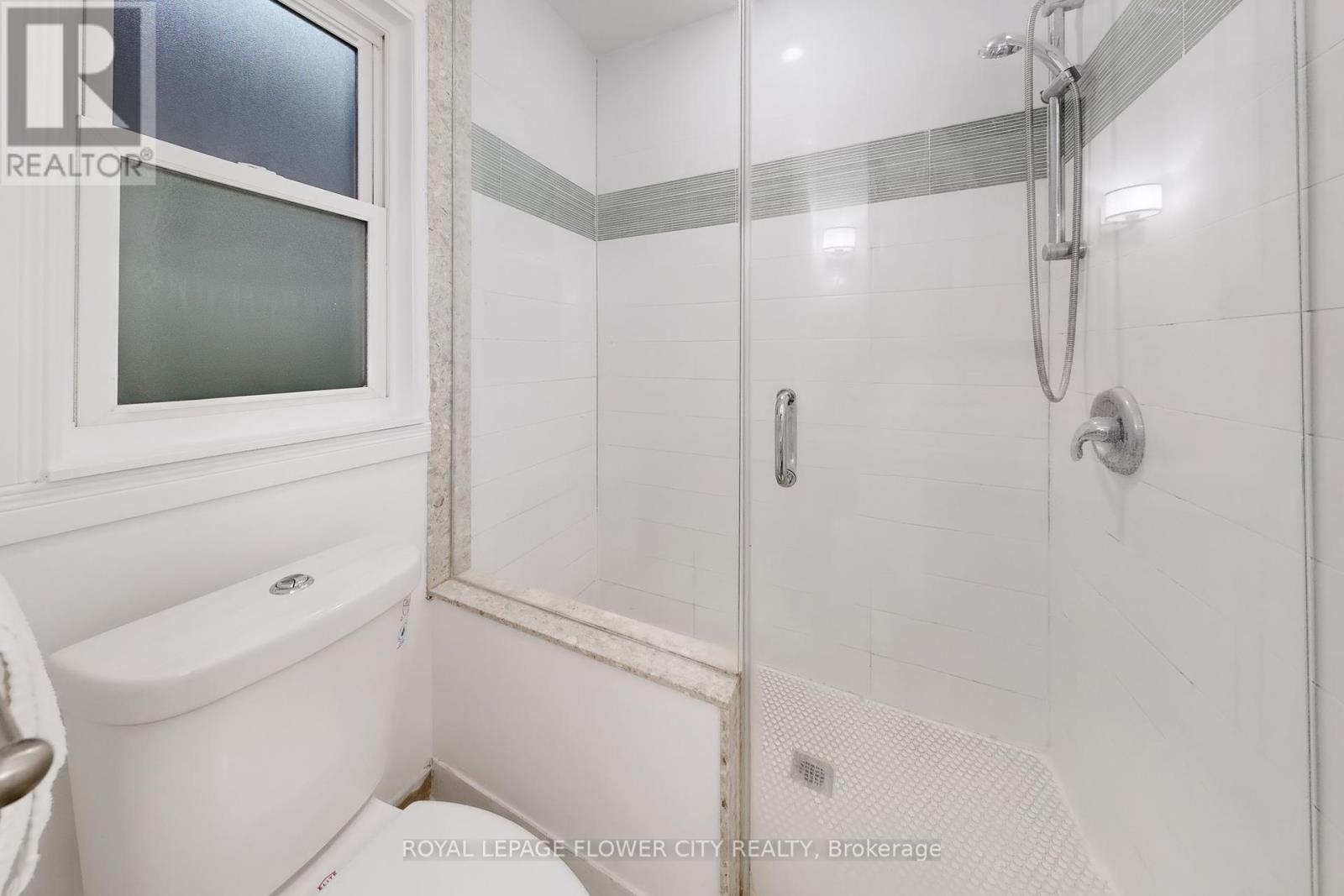 105 Livingstone Avenue, Toronto, Ontario  M6E 2L7 - Photo 24 - W12164232