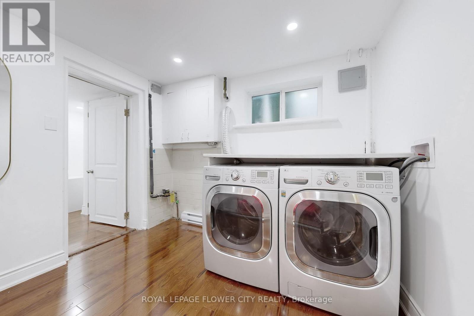 105 Livingstone Avenue, Toronto, Ontario  M6E 2L7 - Photo 33 - W12164232