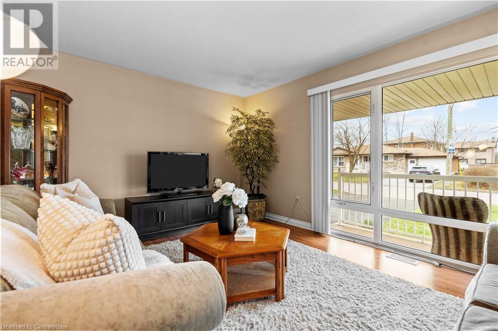 19 Arvona Drive, St. Catharines, Ontario  L2T 3J5 - Photo 6 - 40735671