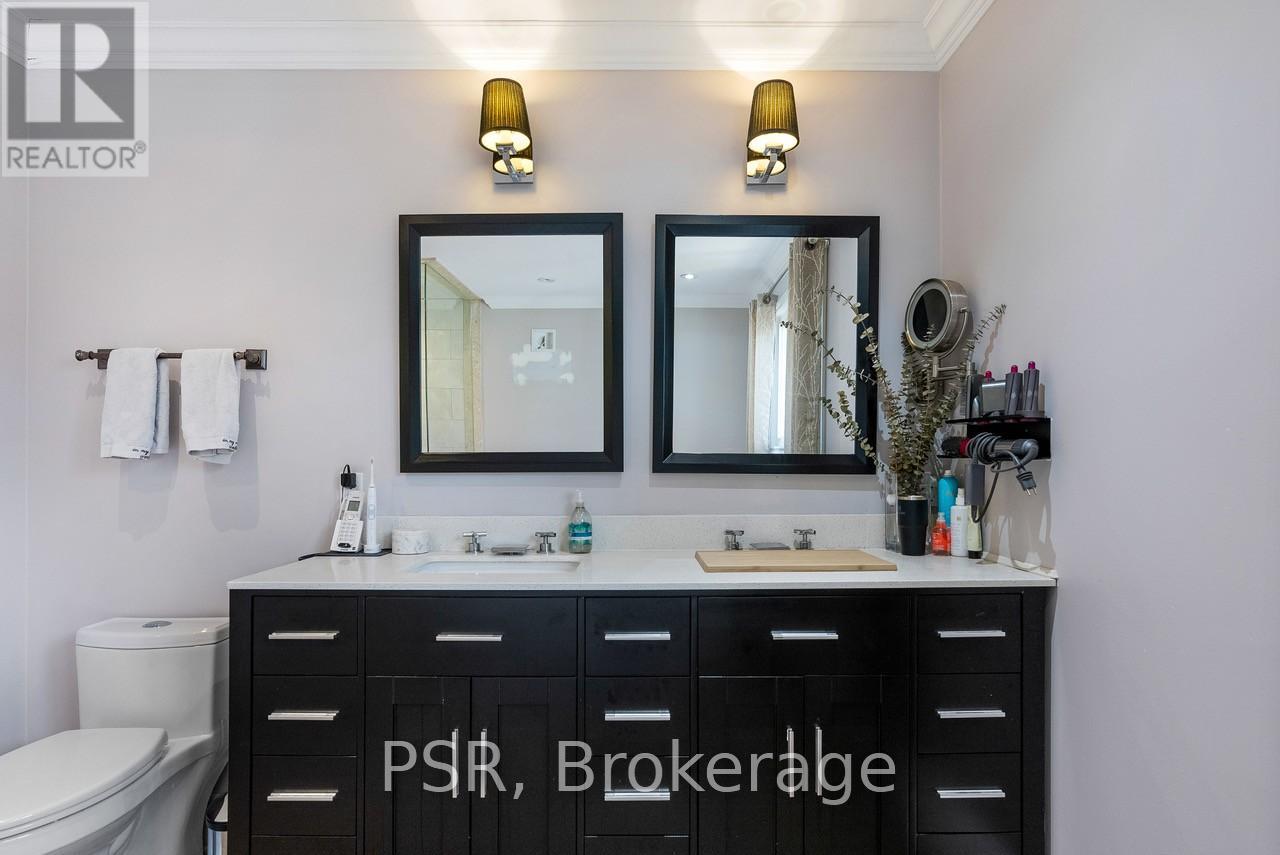 1605 Calverton Court, Mississauga, Ontario  L5G 2W4 - Photo 24 - W12188382