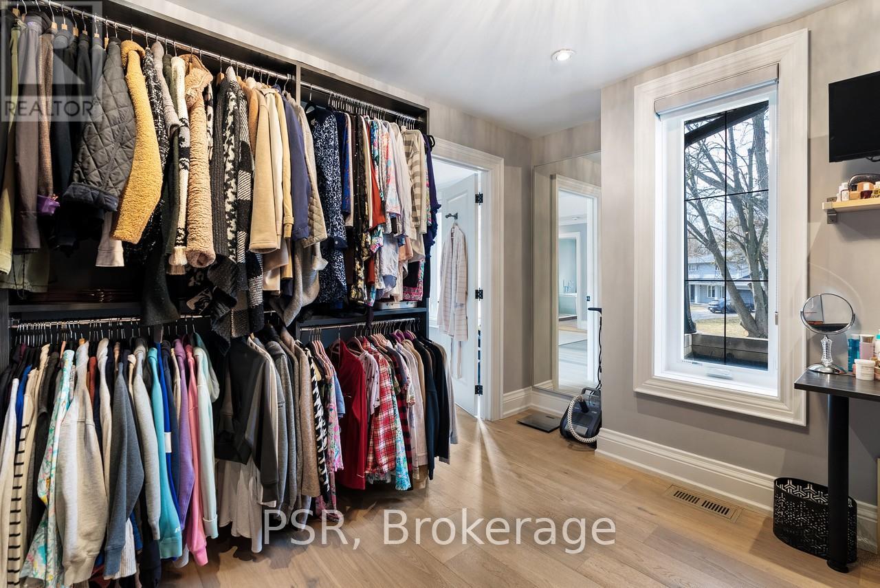 1605 Calverton Court, Mississauga, Ontario  L5G 2W4 - Photo 26 - W12188382