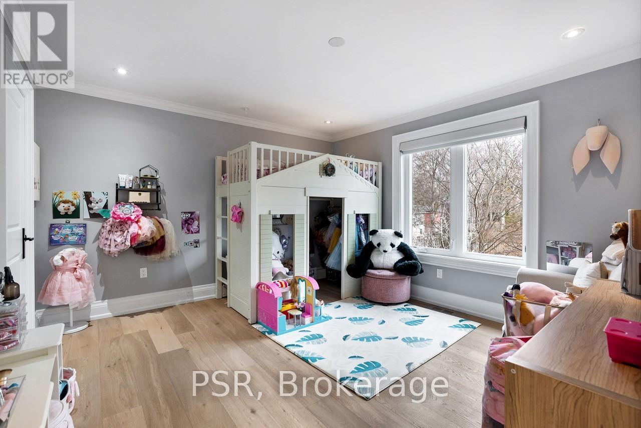 1605 Calverton Court, Mississauga, Ontario  L5G 2W4 - Photo 29 - W12188382