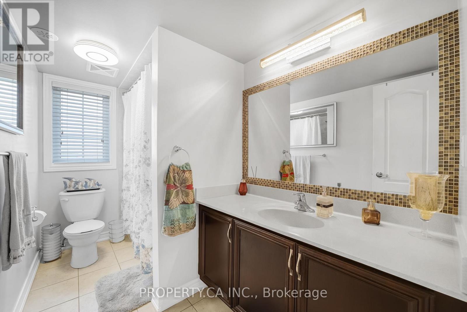 6 - 157 Isaac Devins Boulevard, Toronto (Humberlea-Pelmo Park), Ontario  M9M 0C5 - Photo 16 - W12188387