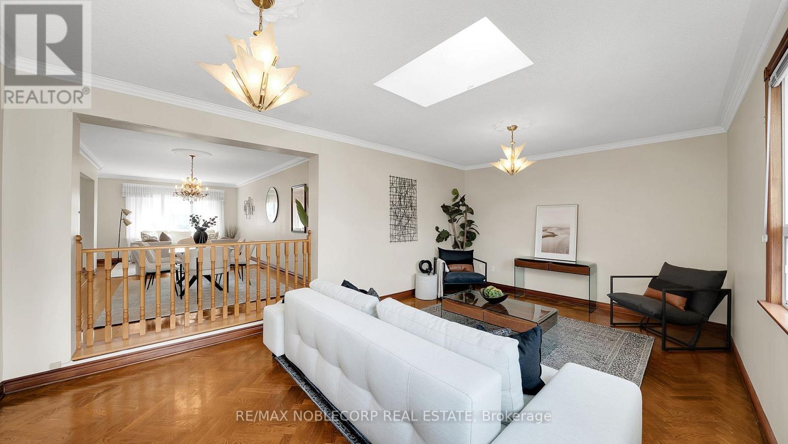 253 Mcgill Street N, Mississauga, Ontario  L5A 1V3 - Photo 14 - W12188402