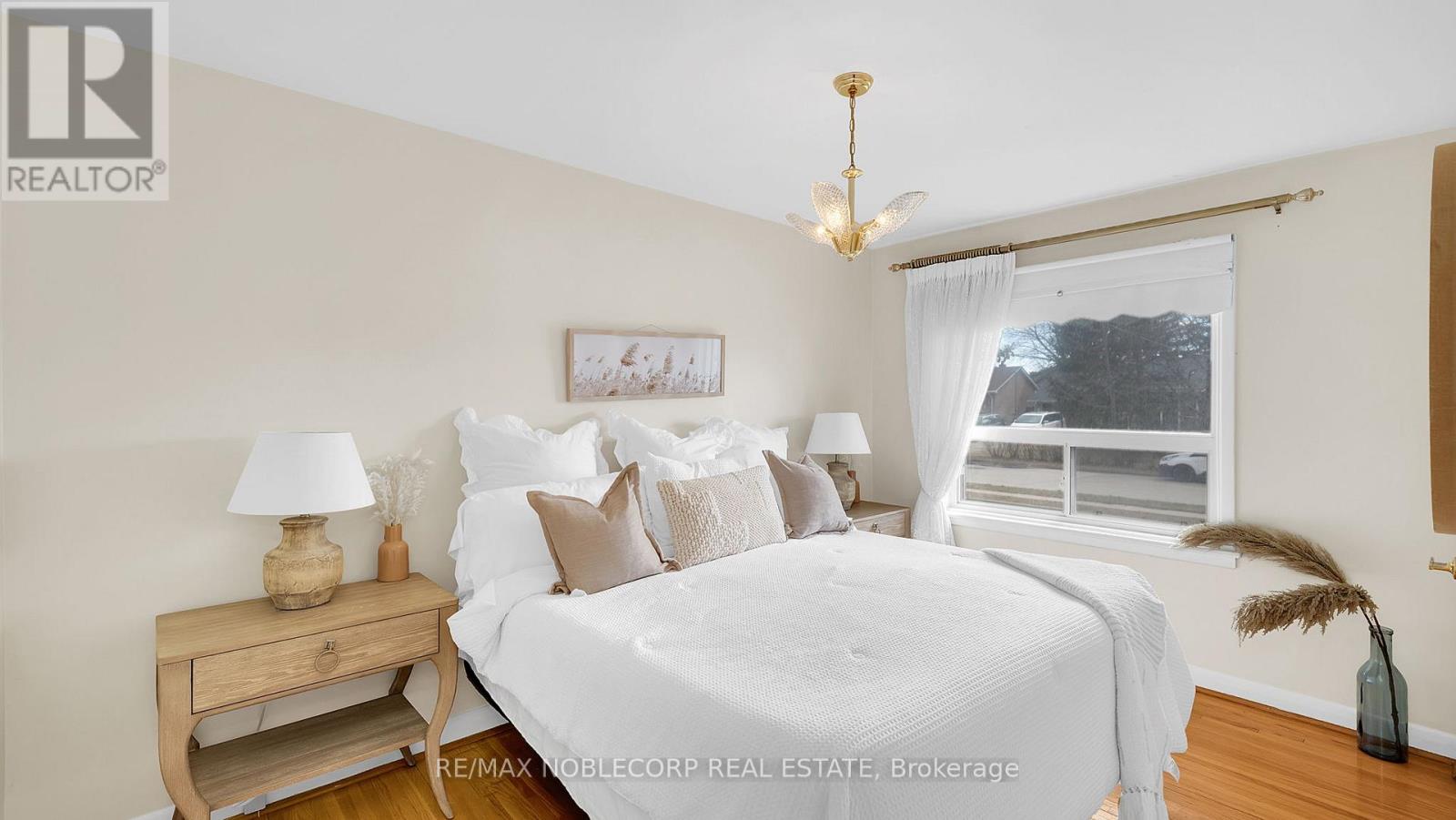 253 Mcgill Street N, Mississauga (Cooksville), Ontario  L5A 1V3 - Photo 19 - W12188402