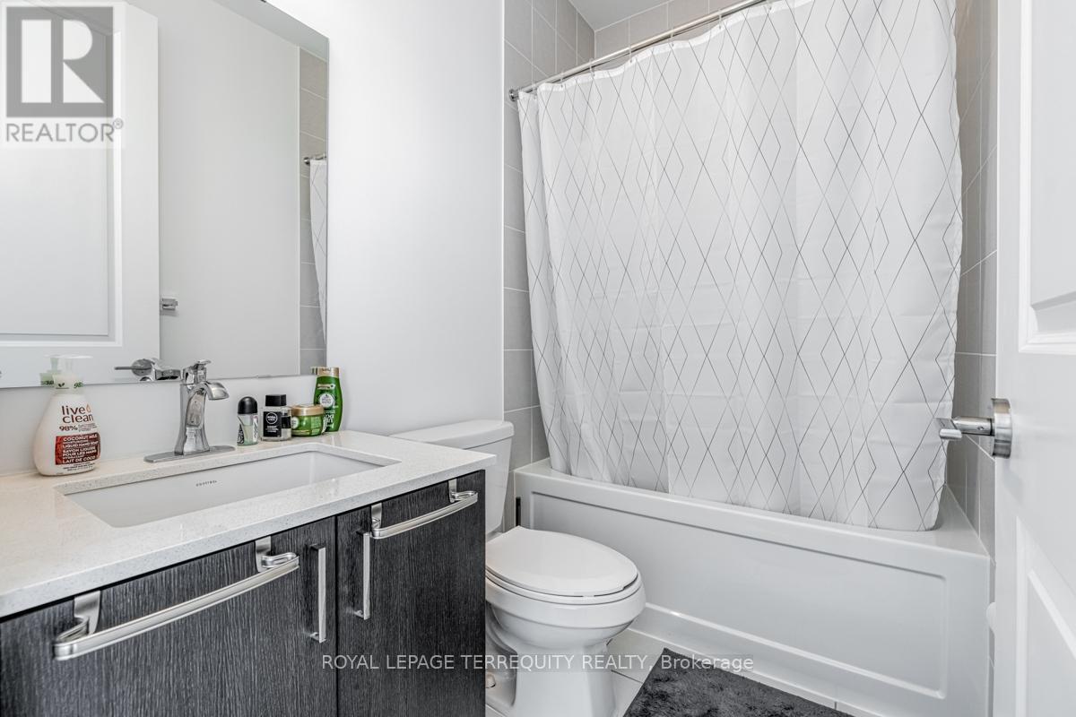702 - 1063 Douglas Mccurdy Common, Mississauga (Lakeview), Ontario  L5G 0C5 - Photo 6 - W12188413
