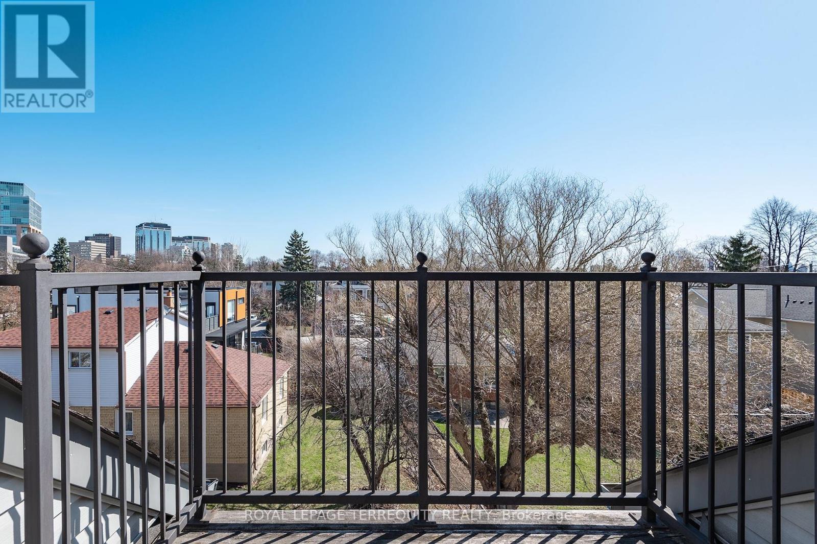 37 Shires Lane, Toronto, Ontario  M8Z 6C9 - Photo 28 - W12188439