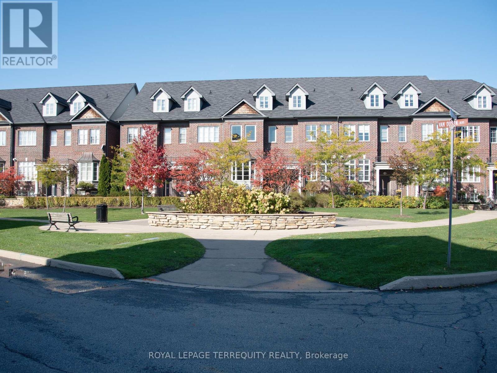 37 Shires Lane, Toronto, Ontario  M8Z 6C9 - Photo 40 - W12188439