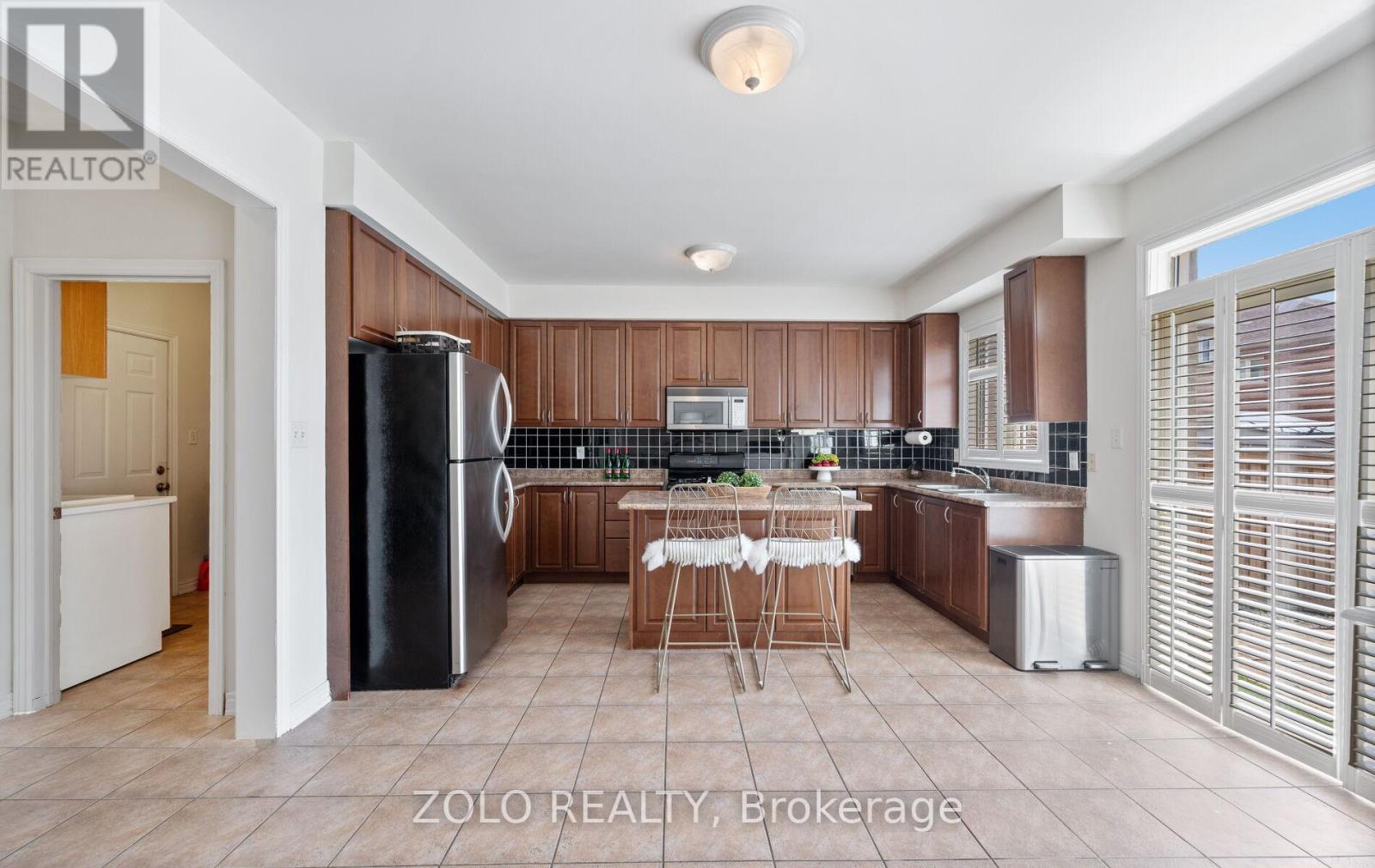 13 Putnam Drive, Brampton, Ontario  L7A 3S4 - Photo 14 - W12188475