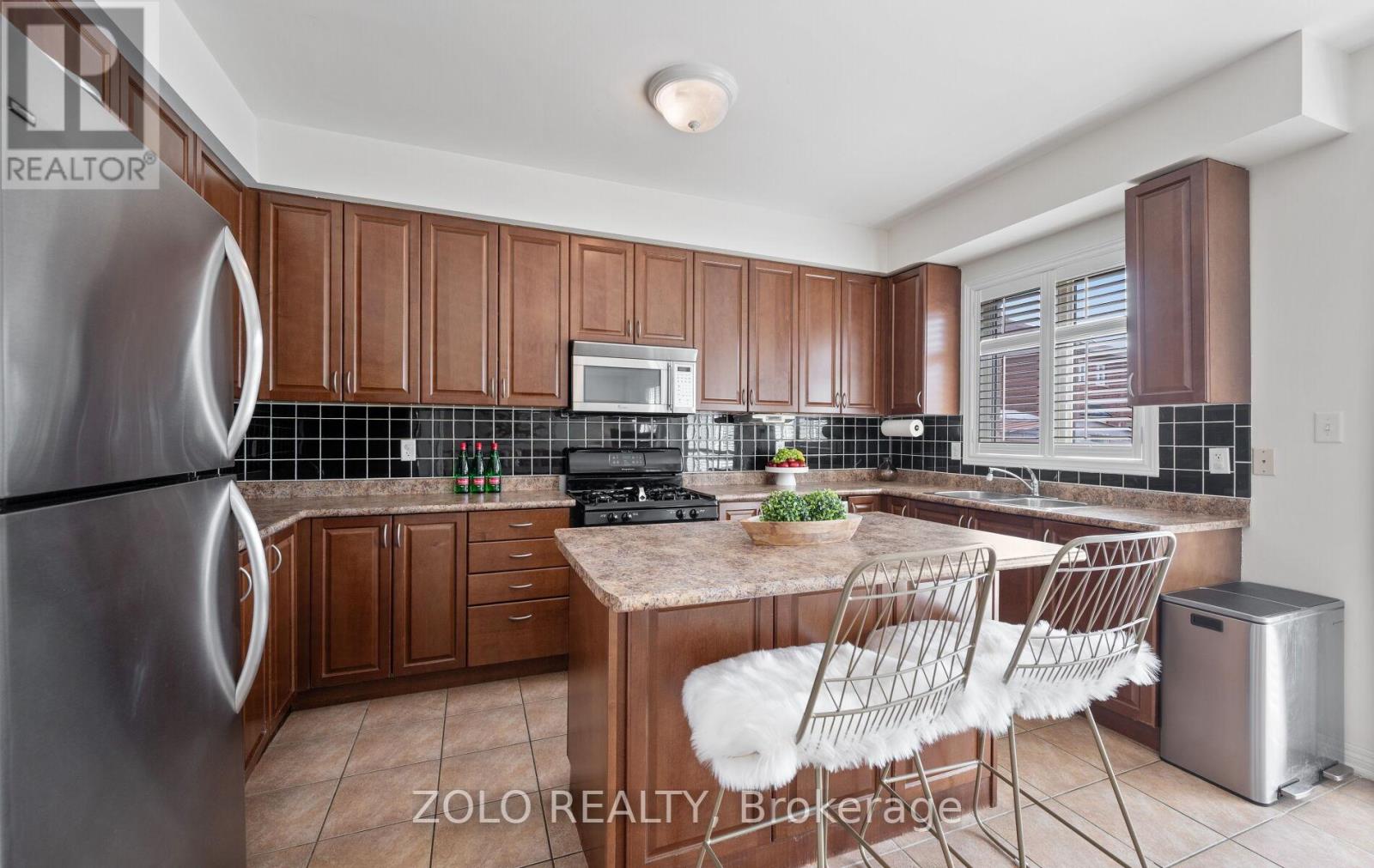 13 Putnam Drive, Brampton, Ontario  L7A 3S4 - Photo 17 - W12188475
