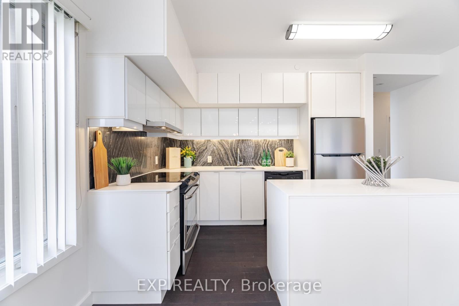 305 - 5025 Harvard Road, Mississauga, Ontario  L5M 0W6 - Photo 13 - W12188481
