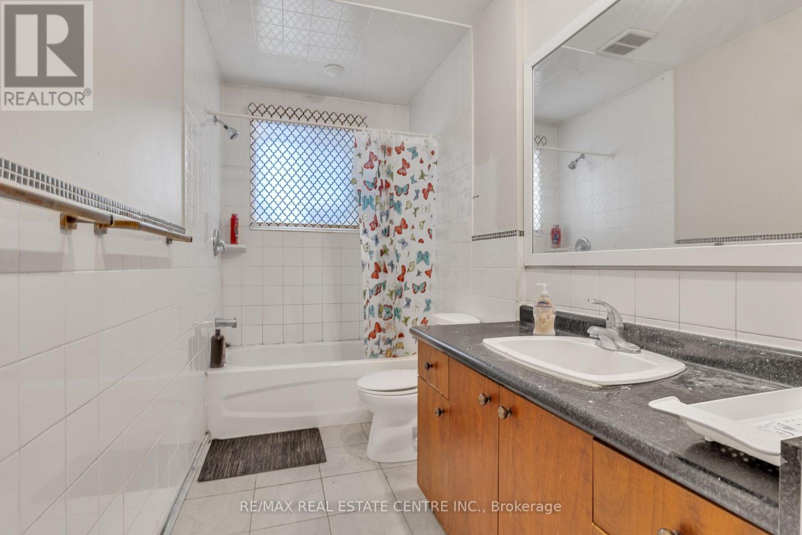 19 Langwith Court, Brampton, Ontario  L6Y 1Z9 - Photo 13 - W12188489