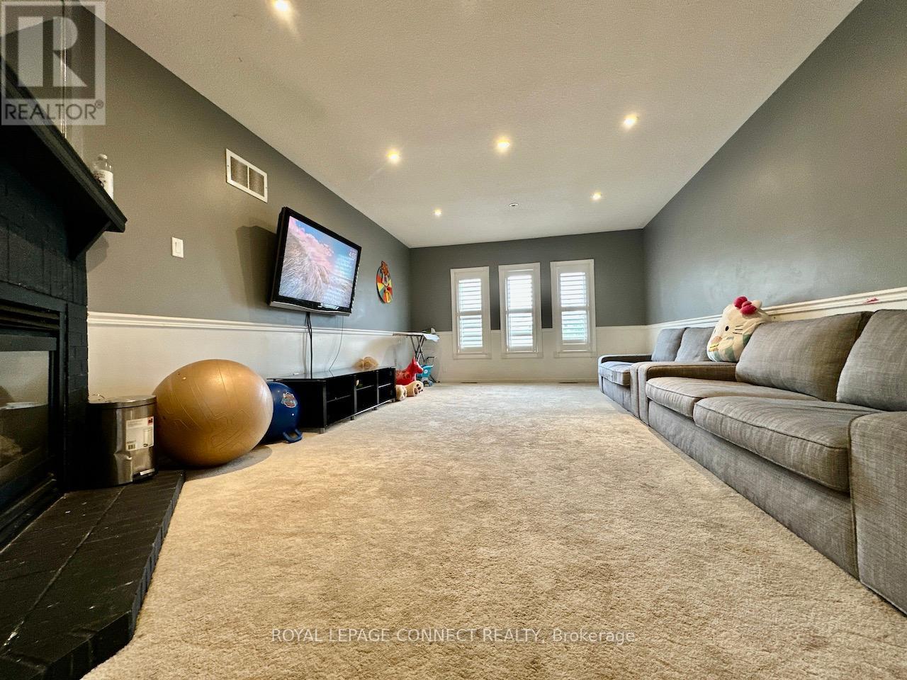 893 Blyleven Boulevard, Mississauga, Ontario  L5V 2J3 - Photo 12 - W12188491