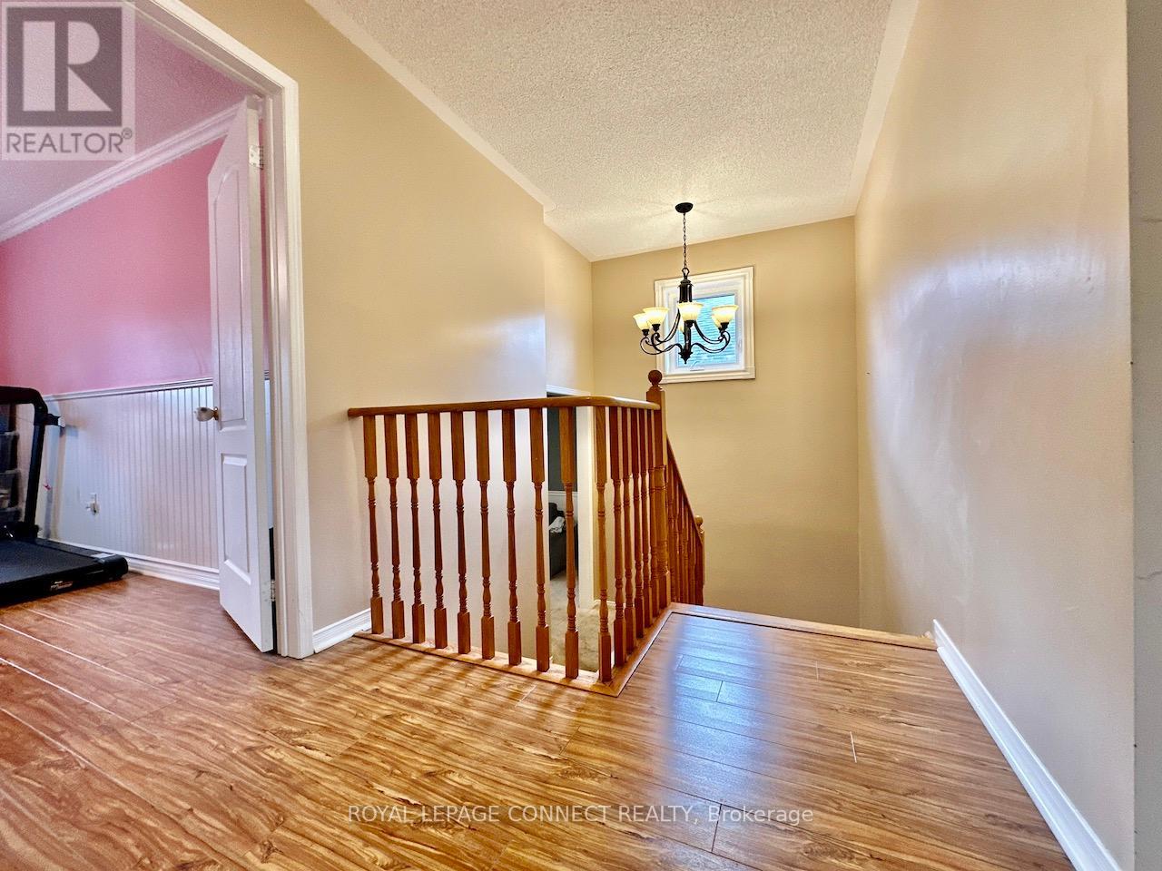 893 Blyleven Boulevard, Mississauga, Ontario  L5V 2J3 - Photo 13 - W12188491