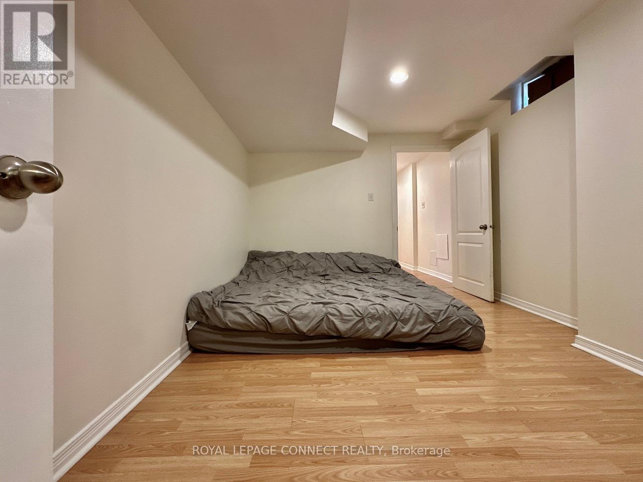 893 Blyleven Boulevard, Mississauga, Ontario  L5V 2J3 - Photo 26 - W12188491