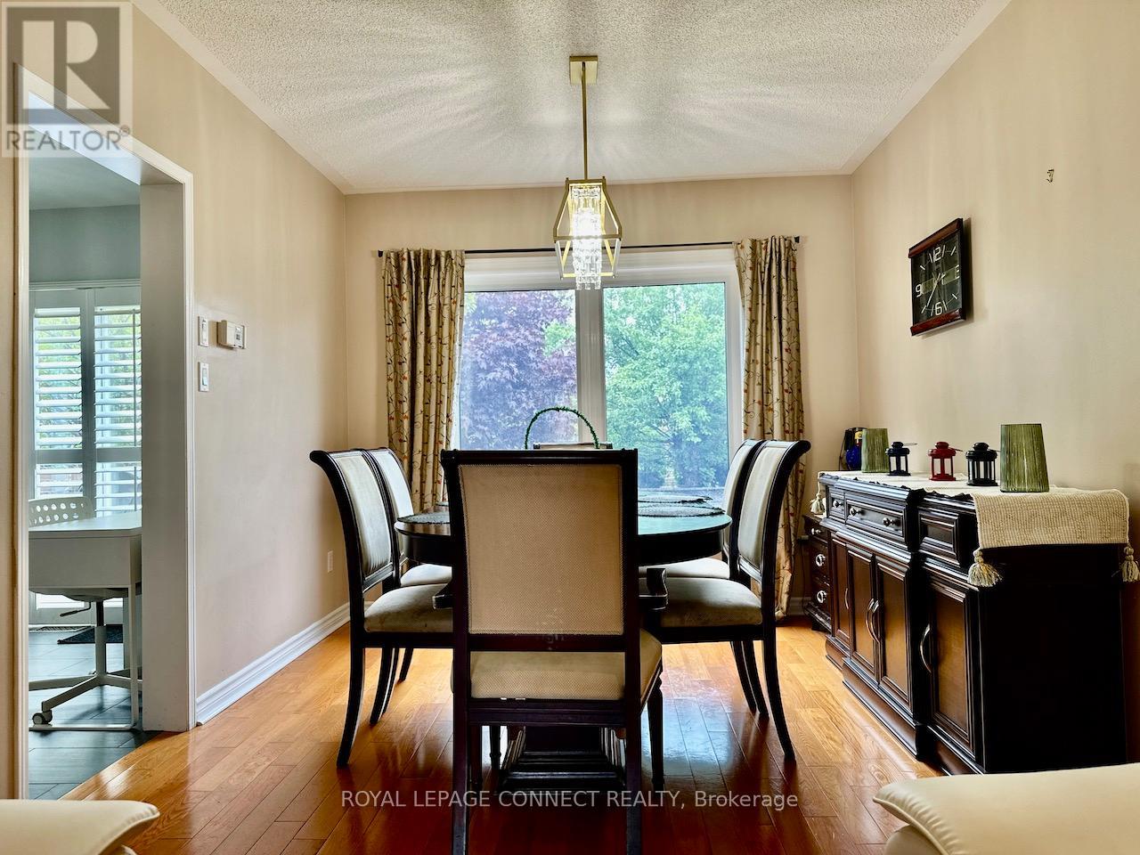 893 Blyleven Boulevard, Mississauga, Ontario  L5V 2J3 - Photo 7 - W12188491