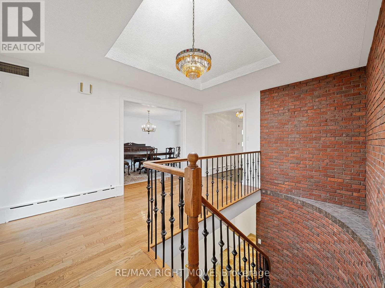 Property at 22 LADYSHOT CRESCENT image 4