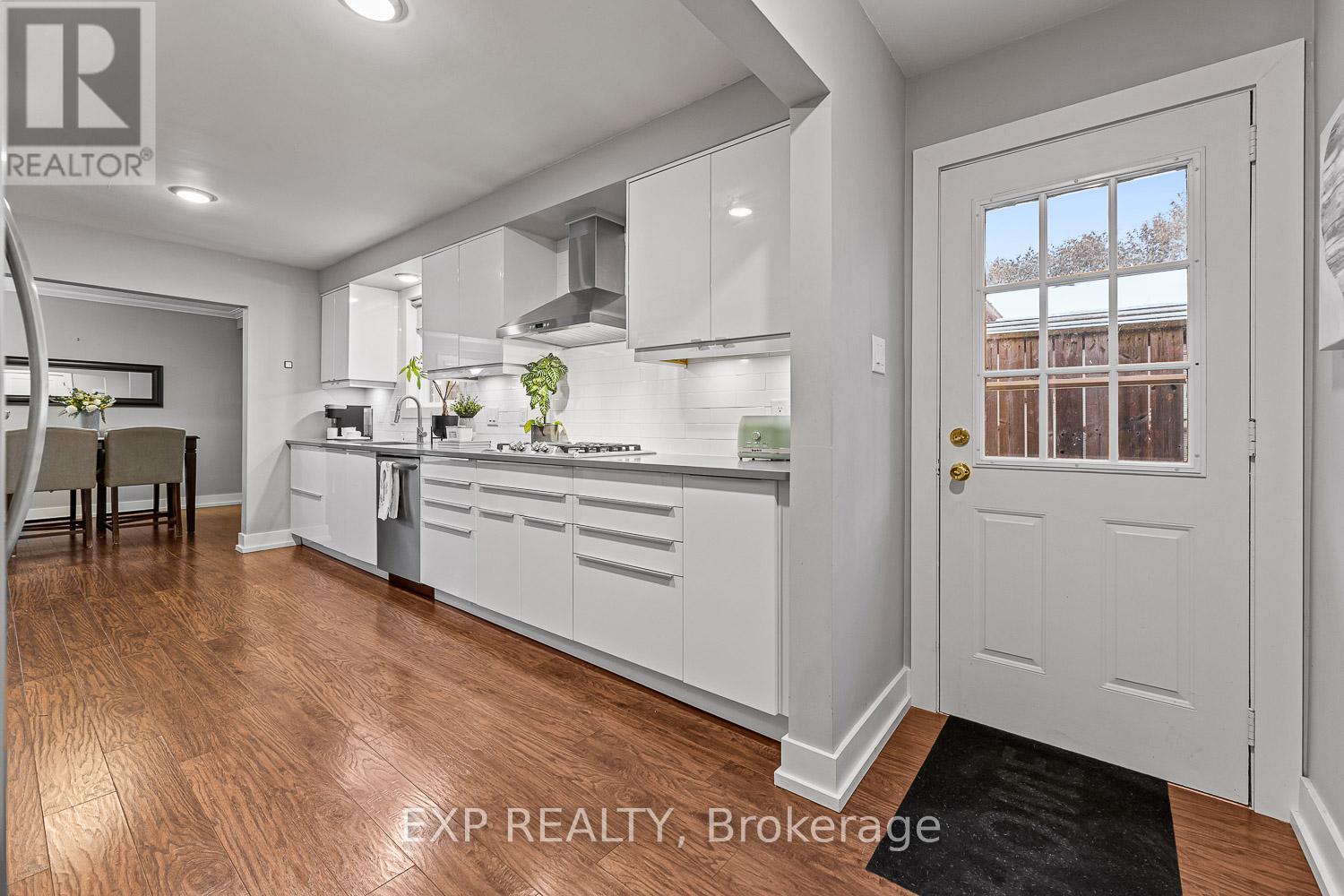 206 Church Street, Bradford West Gwillimbury, Ontario  L3Z 1R2 - Photo 11 - N12128029