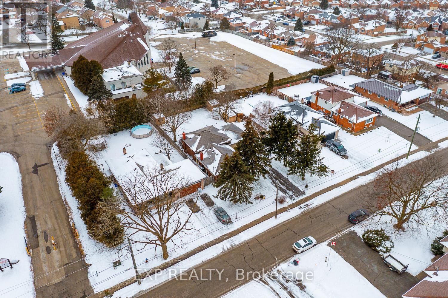 206 Church Street, Bradford West Gwillimbury, Ontario  L3Z 1R2 - Photo 42 - N12128029