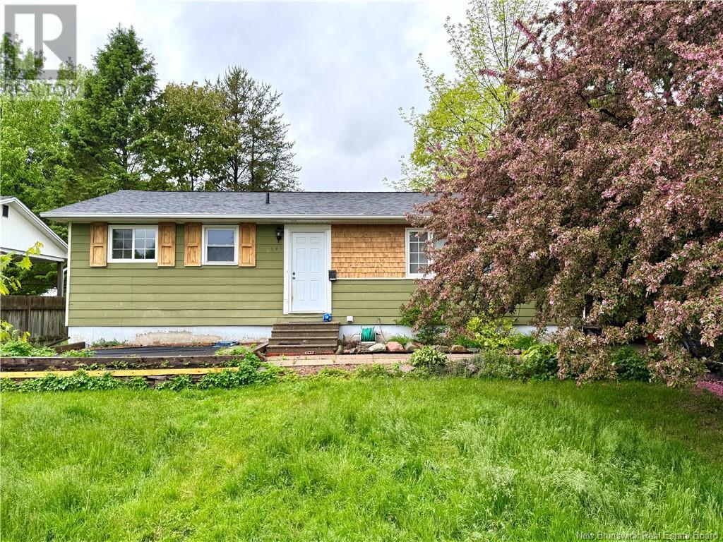 Property at 127 Melvin Street image 2