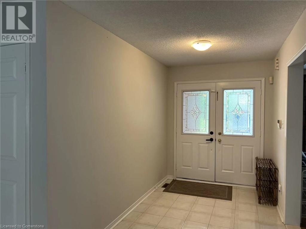 25 Thornton Trail, Dundas, Ontario  L9H 6X9 - Photo 4 - 40715603