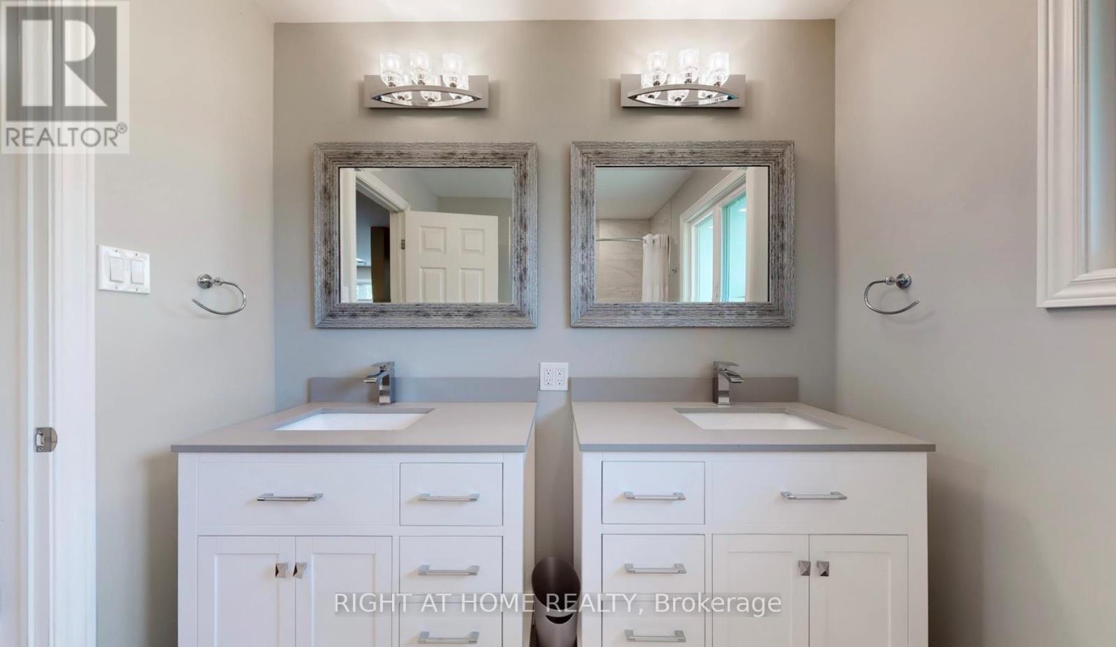 40 Castleridge Drive, Richmond Hill, Ontario  L4B 1P8 - Photo 28 - N12187995