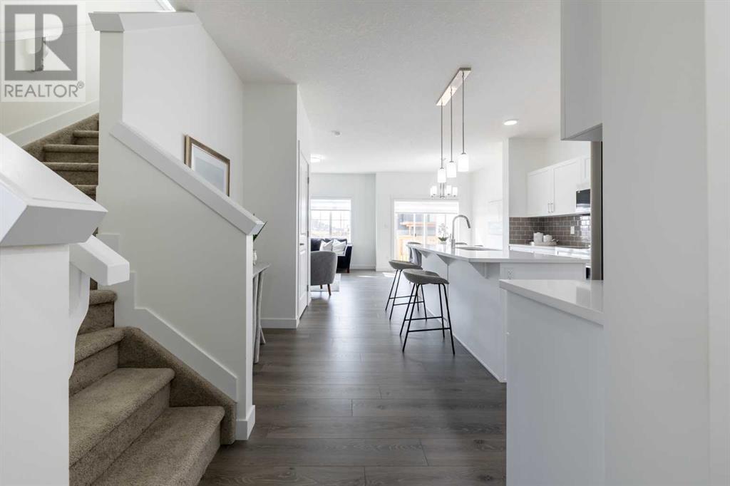 59 Heritage Manor, Cochrane, Alberta  T4C 0L3 - Photo 8 - A2209786